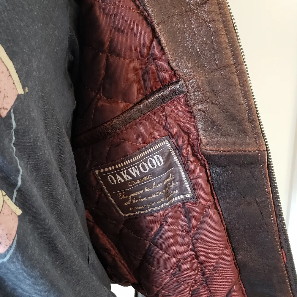 Classic Dark Brown Leather Jacket from the 80s - Picture 10 of 14